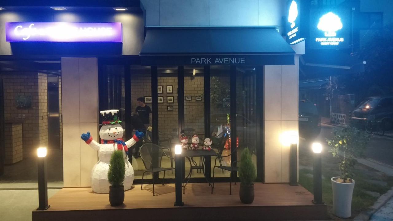 Parkavenue Guesthouse Seoul Exterior photo